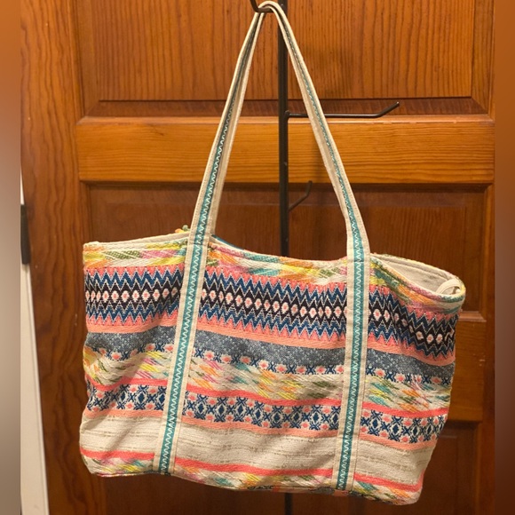 America & Beyond Daphne Embellished Tote & Half Moon Clutch - Picture 7 of 8